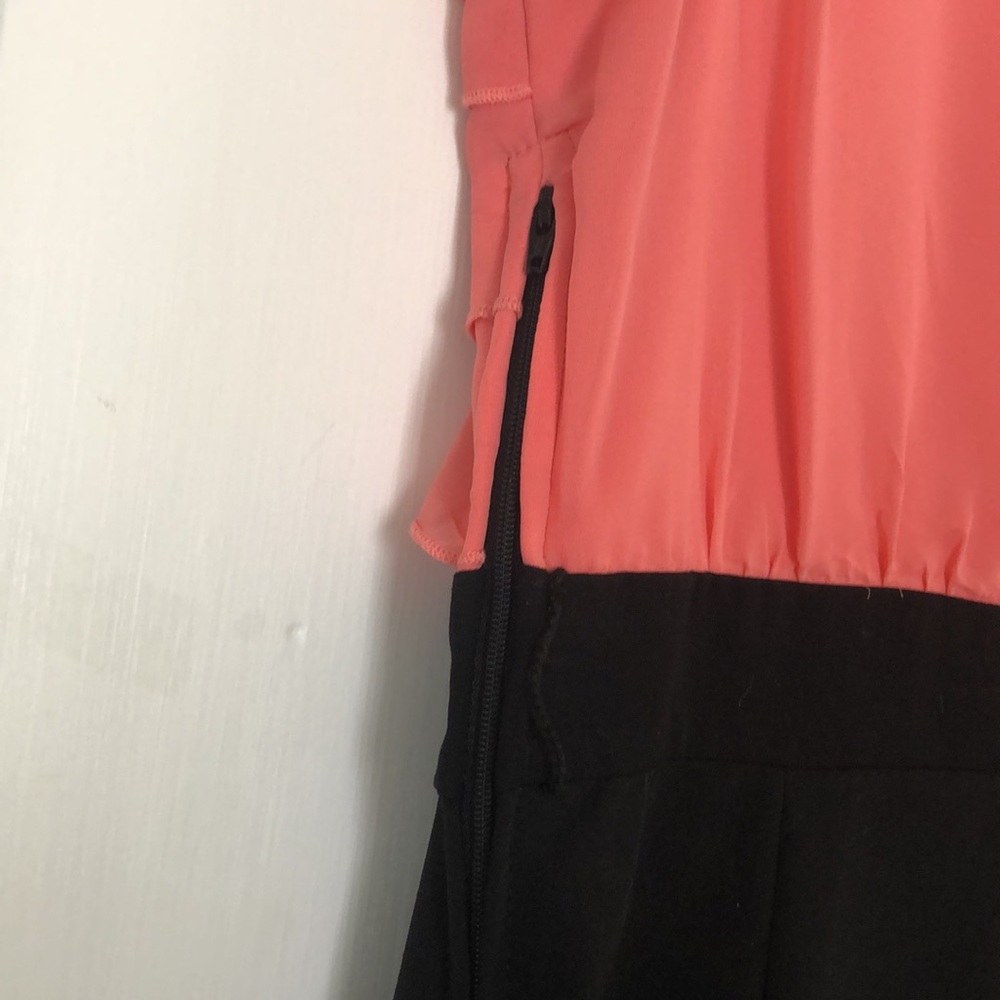 Dress - Picture 7 of 8